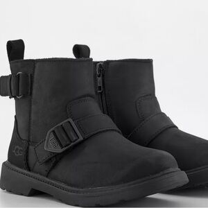 Ashton Short Weather UGG Waterproof Boot